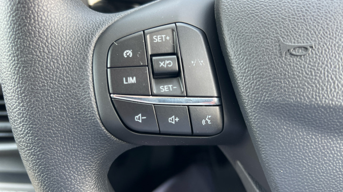 Ford Transit Courier Diesel 1.5 EcoBlue Trend Van - Image 32